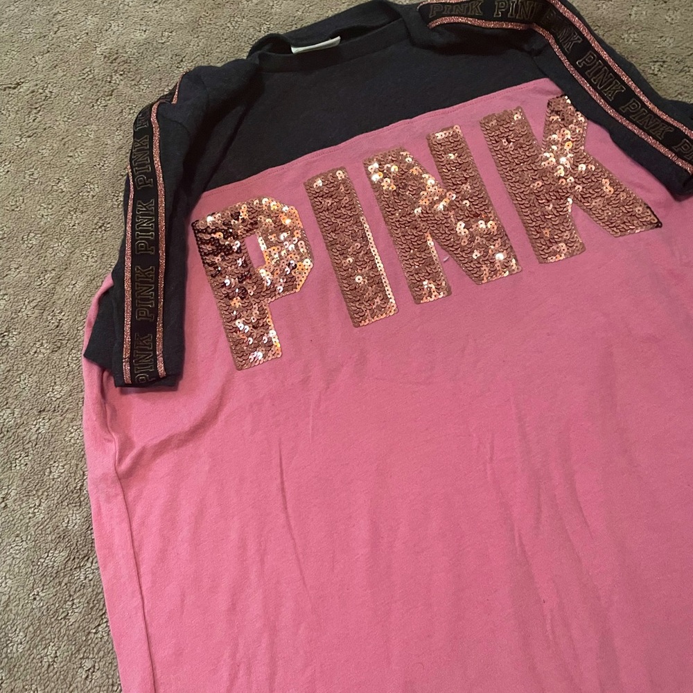 Victoria Secret Pink. Short sleeve T-shirt